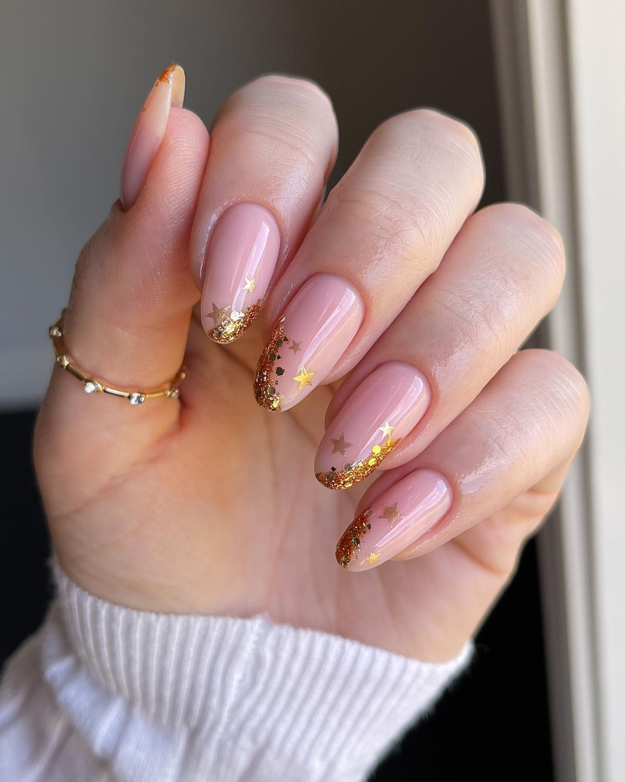 Glossy Glitter Visual Idea Glossy Glitter Visual Idea — Short Graduation Nails 2027