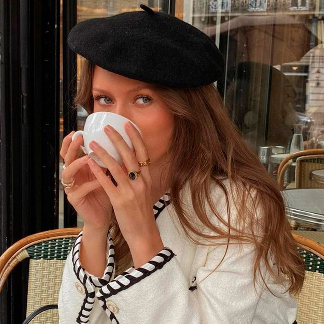 Cafe Style: Black Beret with White Jacket and Black Trim Cafe Style: Black Beret with White Jacket and Black Trim — Beret Outfits 2027