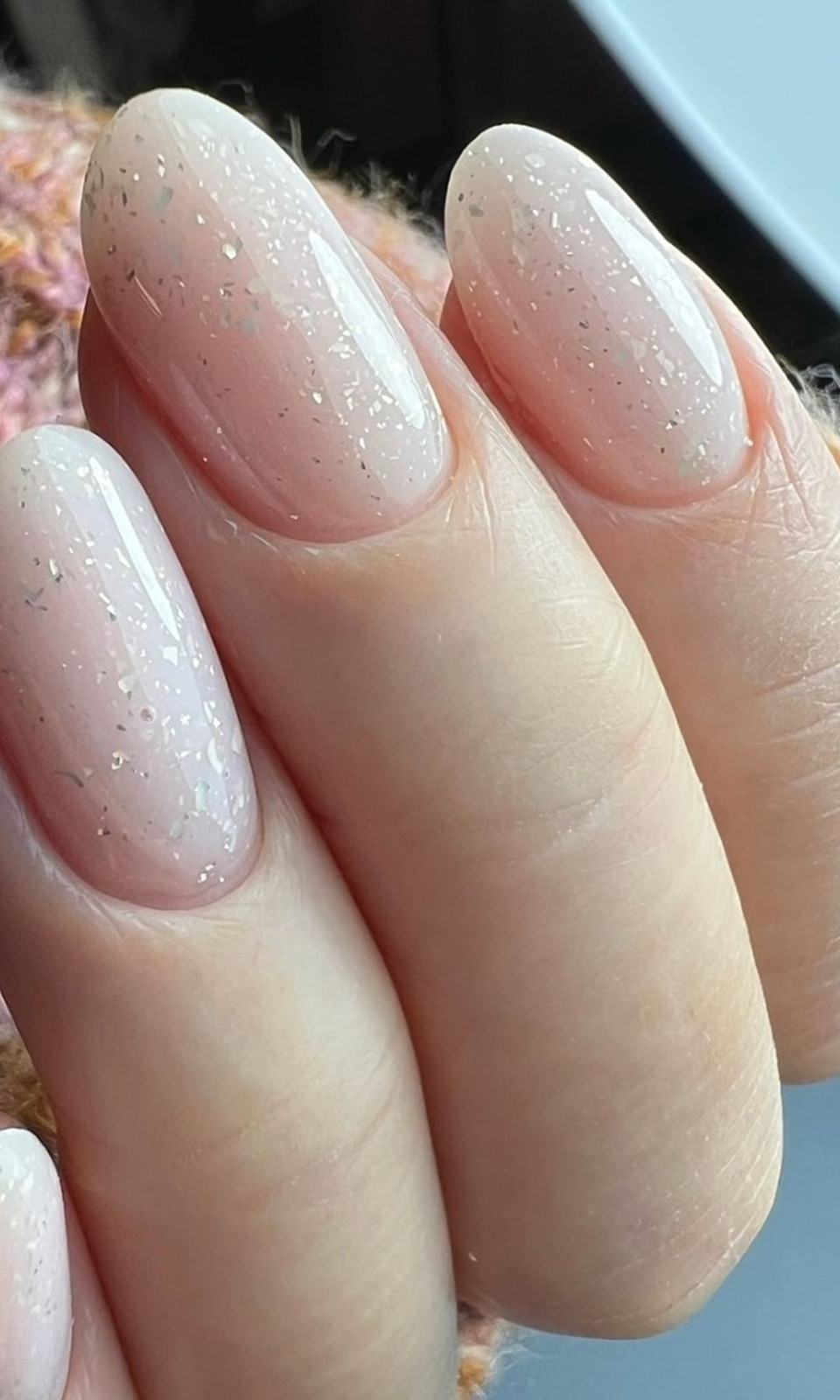 Glossy With Glitter Visual Idea — Fall to Winter Nails 2026
