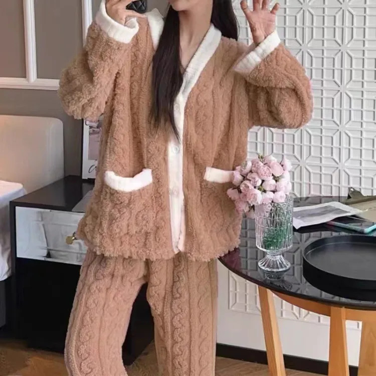 Brown Fleece Cardigan and Pants Set with Cable Knit Brown Fleece Cardigan and Pants Set with Cable Knit — Fleece Outfits 2027