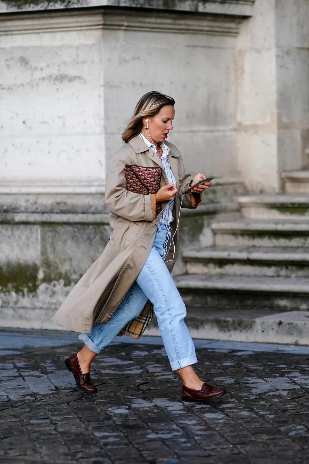 Classic Casual: Trench Coat, Striped Shirt, Jeans, and Loafers — Chunky Loafers Outfits 2027