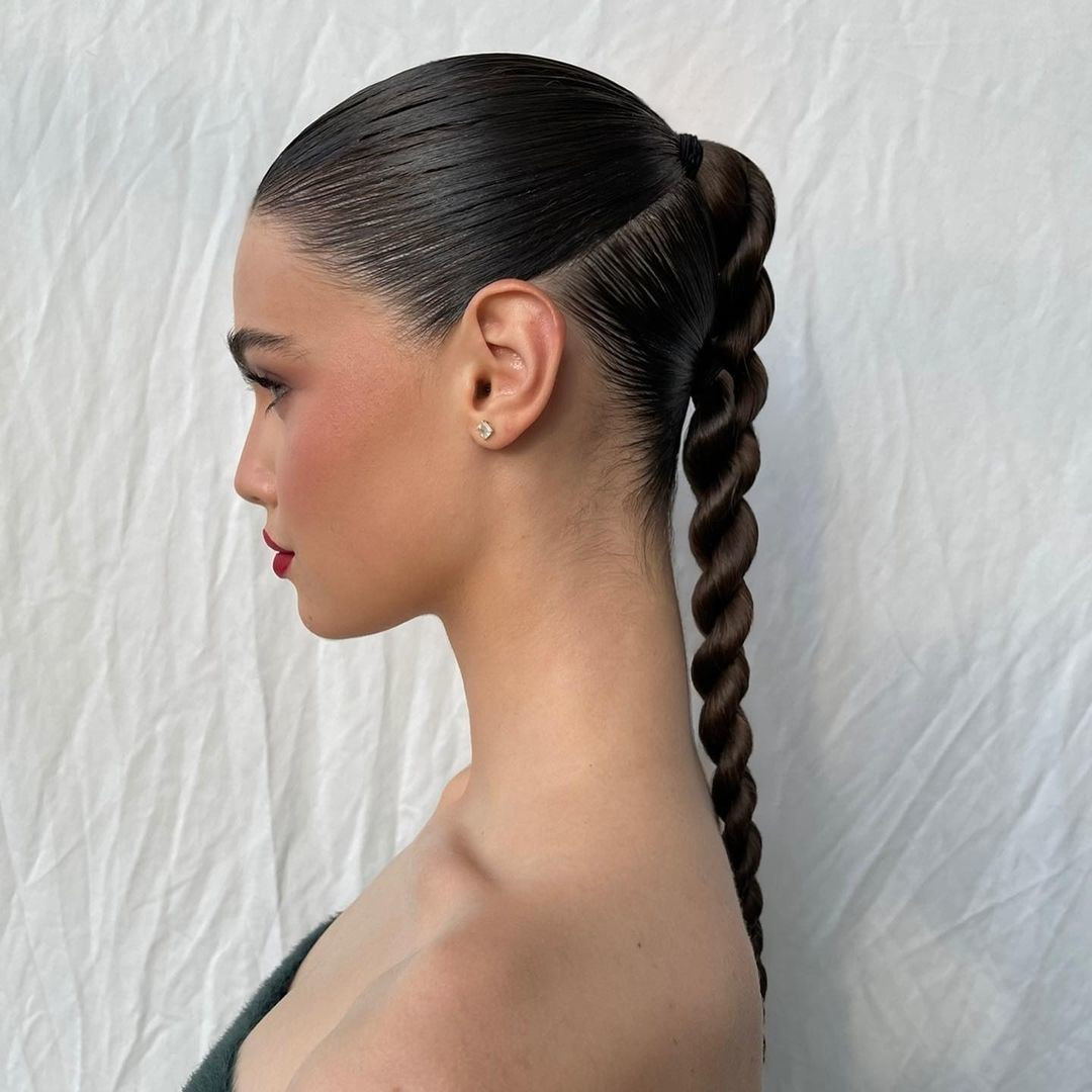 Side Visual Idea Side Visual Idea — Quick Hairstyles 2027