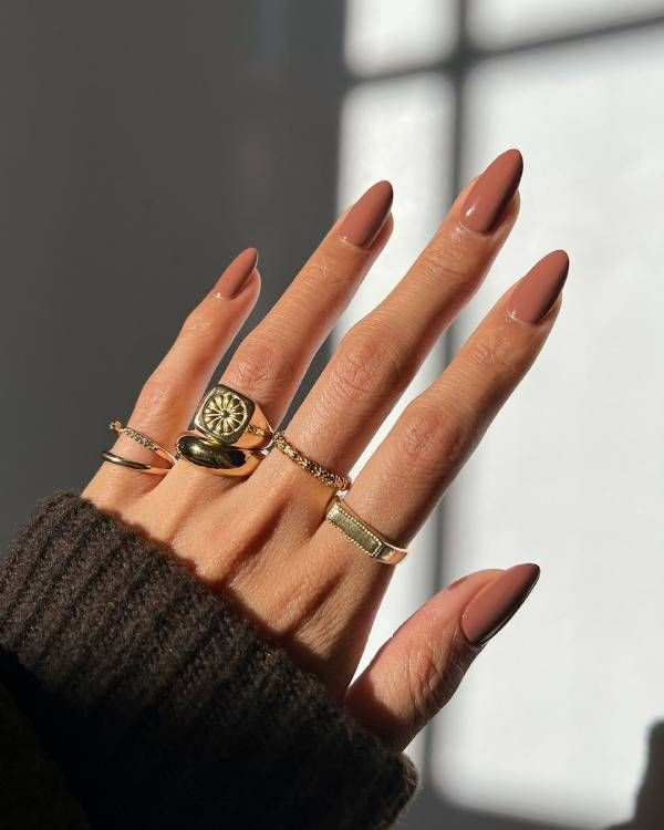 High Gloss Visual Idea High Gloss Visual Idea — Mocha Nails 2027