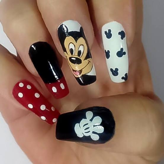 Casual Visual Idea Casual Visual Idea — Disney Nails 2027