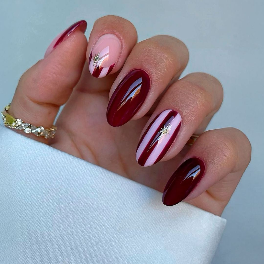 Visual Idea Visual Idea — Christmas Nails 2026