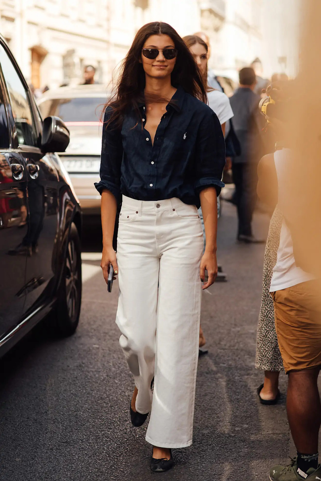 Classic White Jeans: Navy Shirt and Ballet Flats Classic White Jeans: Navy Shirt and Ballet Flats — Wide Leg Pants Outfits 2027
