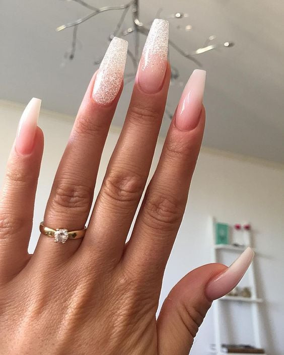 High Gloss Glitter Visual Idea High Gloss Glitter Visual Idea — Engagement Nails 2027