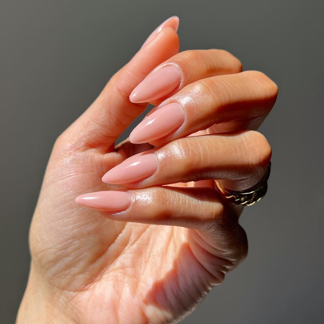 Milky Sheer Pale Pink Almonds Milky Sheer Pale Pink Almonds — Pink Nails 2027