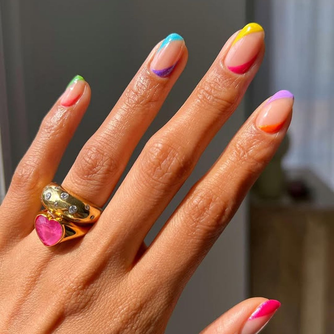 Glossy Visual Idea Glossy Visual Idea — Short Spring Nails 2027