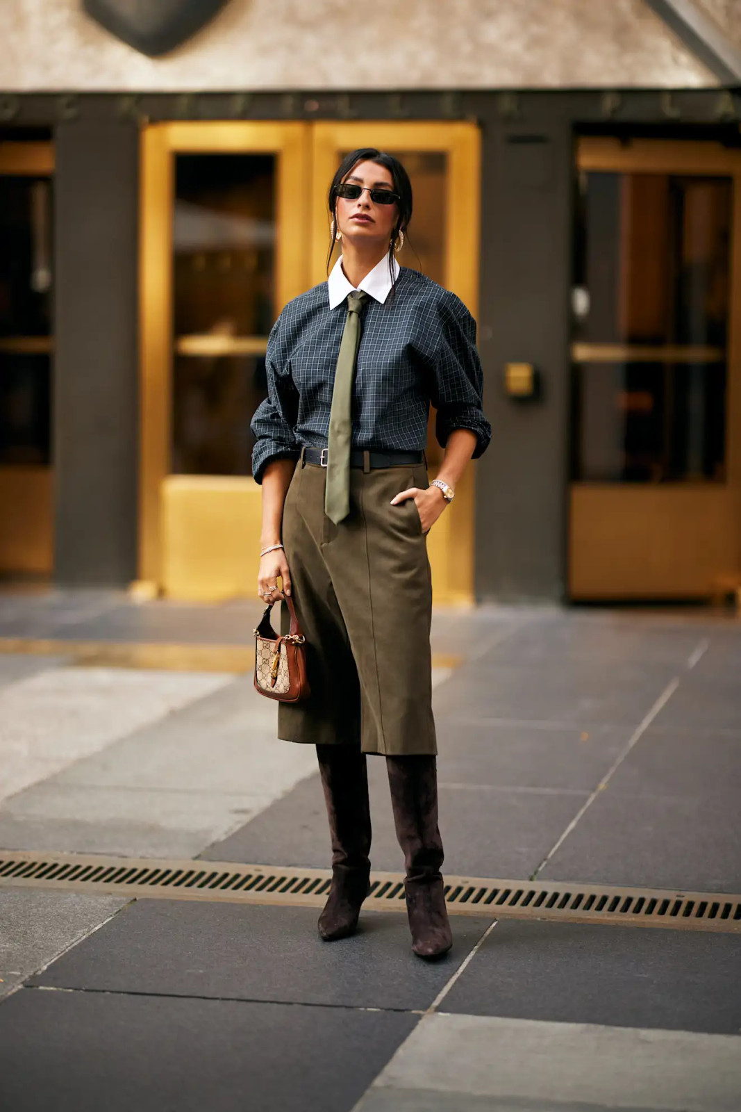 Olive A-Line Skirt and Plaid Shirt with Dark Brown Knee-High Boots Olive A-Line Skirt and Plaid Shirt with Dark Brown Knee-High Boots — Knee High Boots Outfits 2027