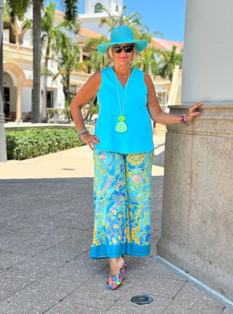 Turquoise Top and Paisley Pants for a Bold Summer Look Turquoise Top and Paisley Pants for a Bold Summer Look — Colorful Summer Outfits 2027