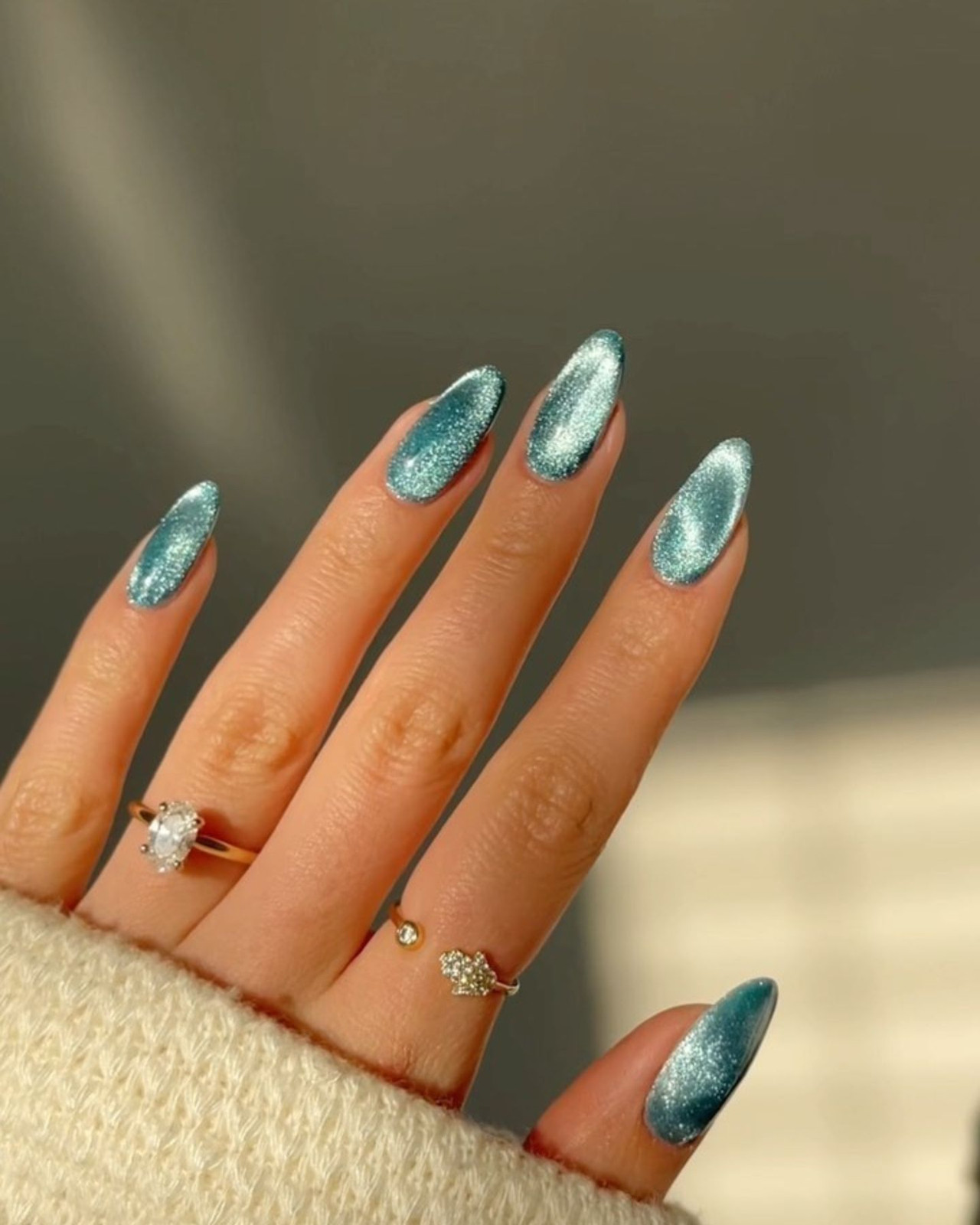 Shimmering Teal Cat-Eye Nails Shimmering Teal Cat-Eye Nails — Bright Summer Nails 2027