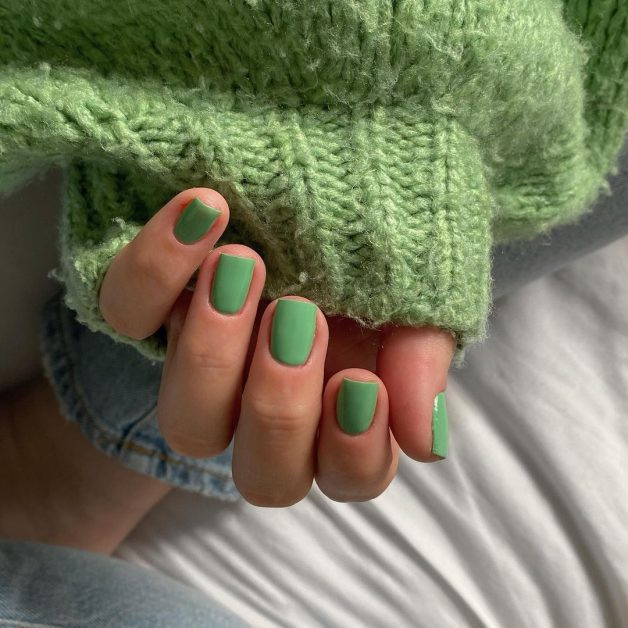 Short Square Matte Medium Green Nails Short Square Matte Medium Green Nails — Green Nails 2027
