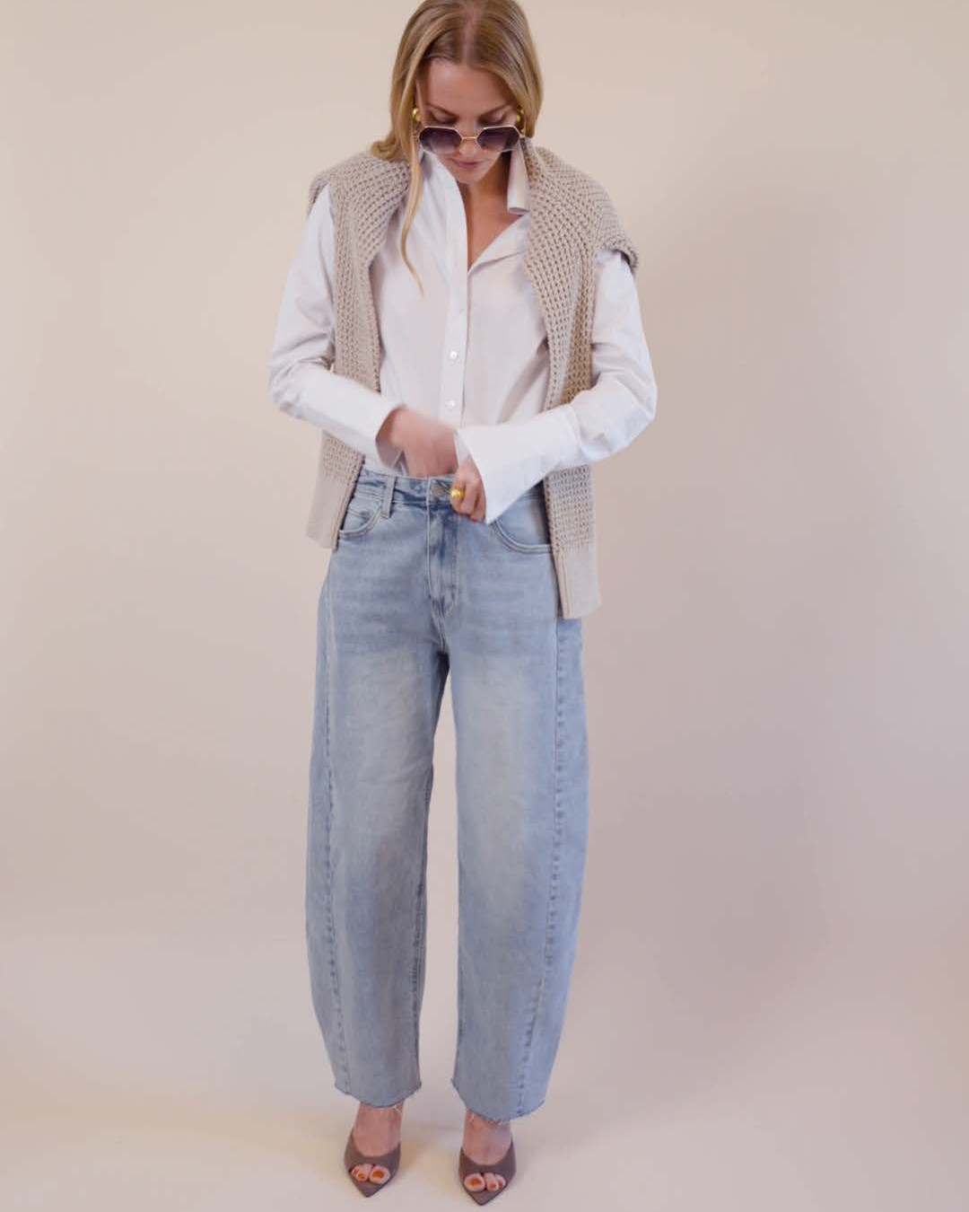 Oversized Jeans and Knitted Vest for a Relaxed, Layered Spring Vibe Oversized Jeans and Knitted Vest for a Relaxed, Layered Spring Vibe — Spring Casual Outfits 2027