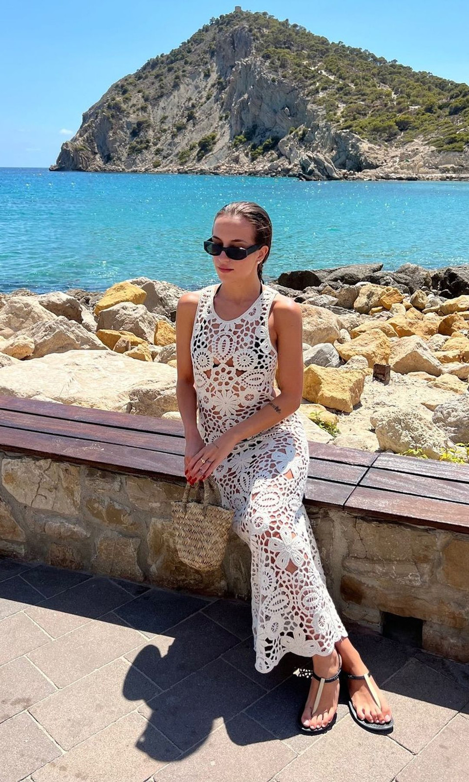White Crochet Maxi Dress with Sun-Ready Accessories White Crochet Maxi Dress with Sun-Ready Accessories — Beach Dresses 2027