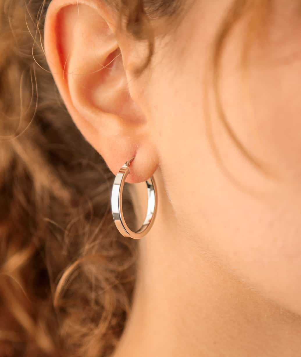 Detail Crop Outfit Idea Detail Crop Outfit Idea — Silver Hoops Outfits 2027