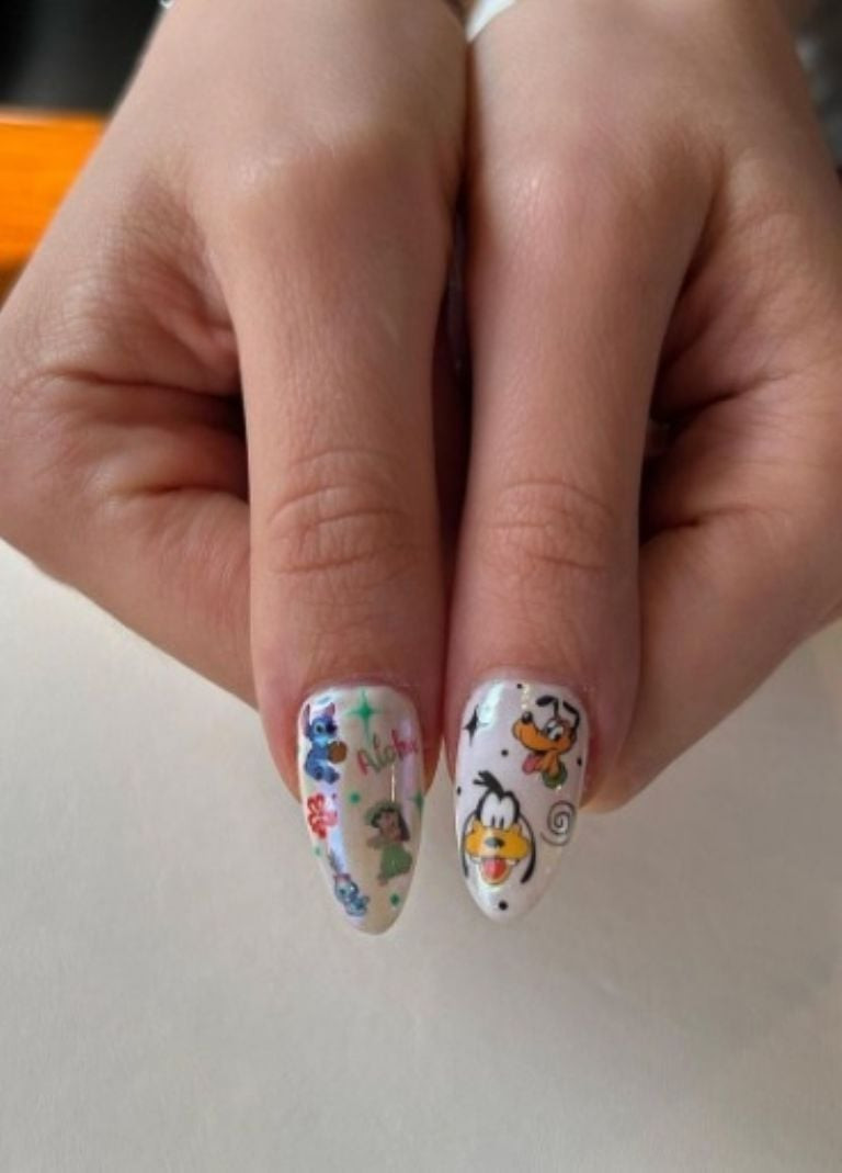Casual Summer Visual Idea Casual Summer Visual Idea — Disney Nails 2027
