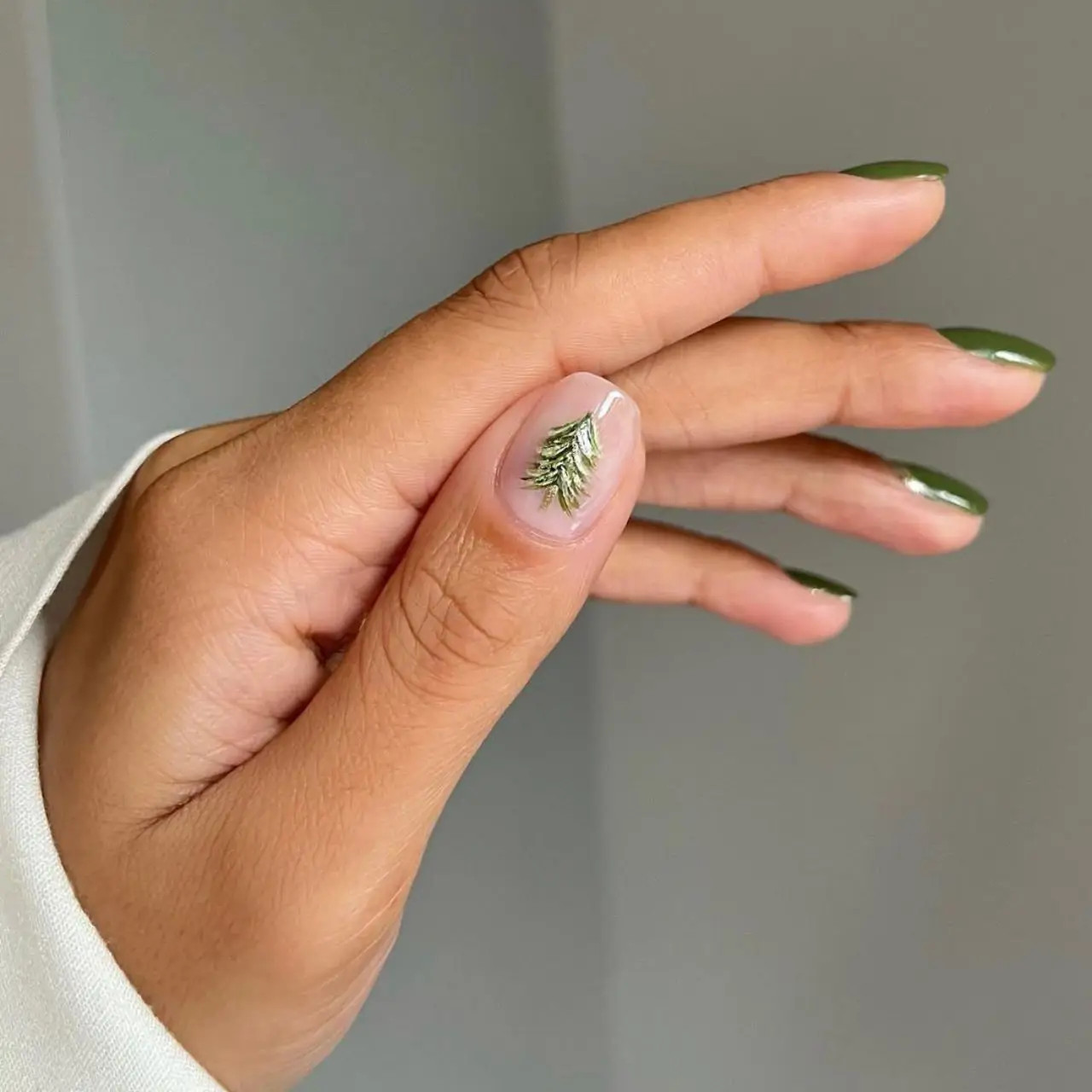 Sheer Nude Metallic Green Tree Nails Sheer Nude Metallic Green Tree Nails — Christmas Tree Nails 2026