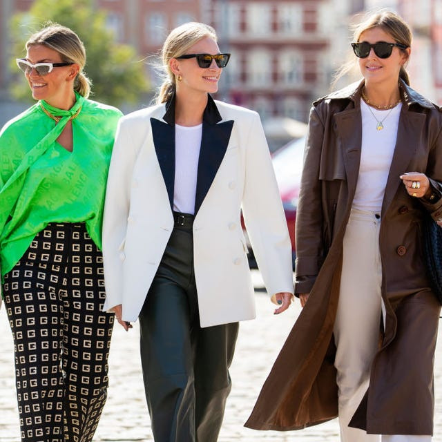 White Double-Breasted Blazer Black Top Outfit Idea White Double-Breasted Blazer Black Top Outfit Idea — Scandi Outfits 2027