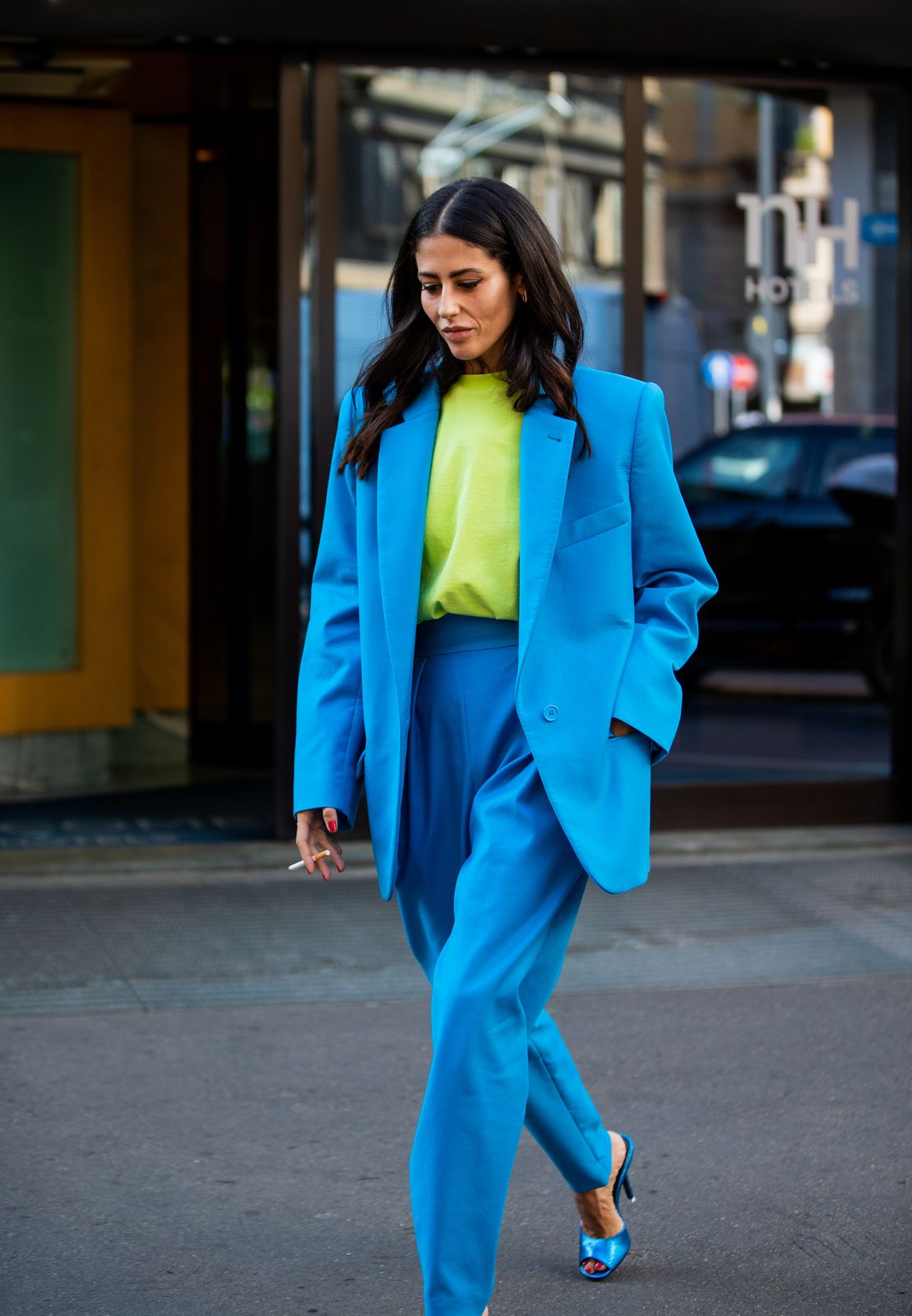 Vibrant Blue Oversized Blazer and Yellow Tee for City Edge Vibrant Blue Oversized Blazer and Yellow Tee for City Edge — Italy Outfits 2027