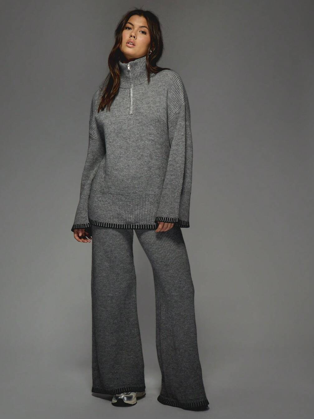 Grey Turtleneck and Trousers Loungewear Set Grey Turtleneck and Trousers Loungewear Set — Turtleneck Sweater Outfits 2027