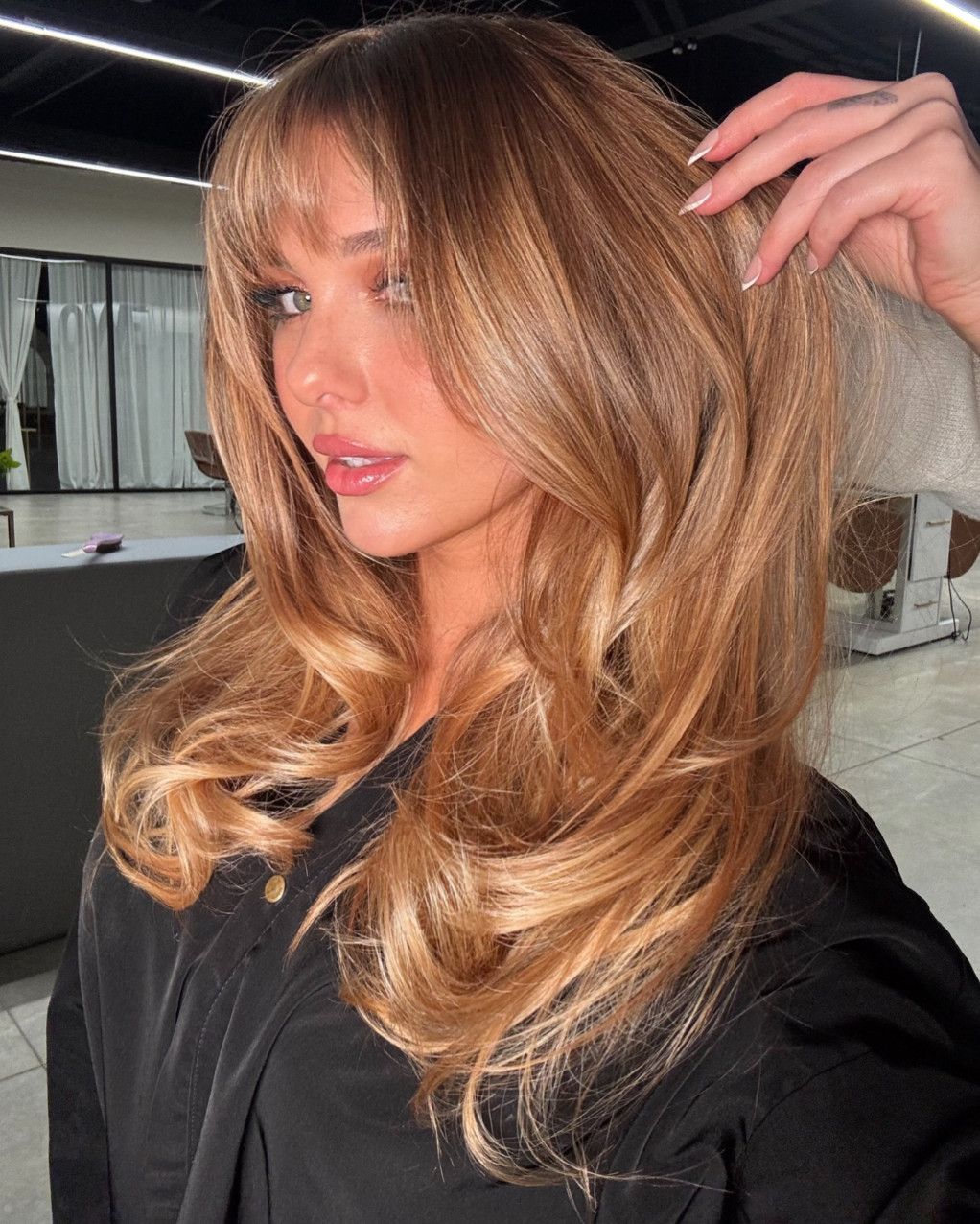 No Bangs Visual Idea — Beige Blonde Hair 2027