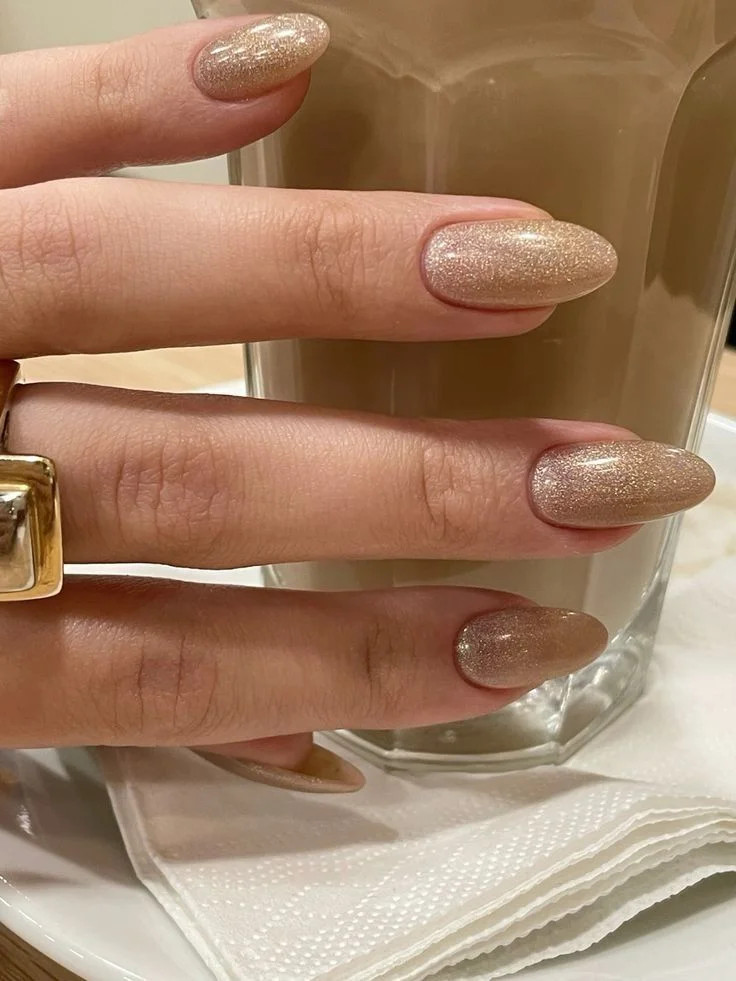 Glitter Glossy Visual Idea Glitter Glossy Visual Idea — Gold Nails 2027