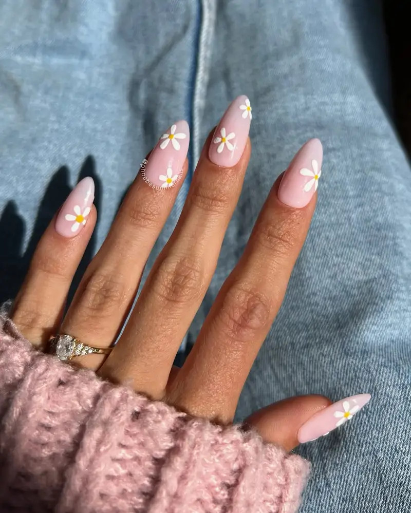 Uñas para abril 2026: 25 ideas originales, elegantes y en tendencia