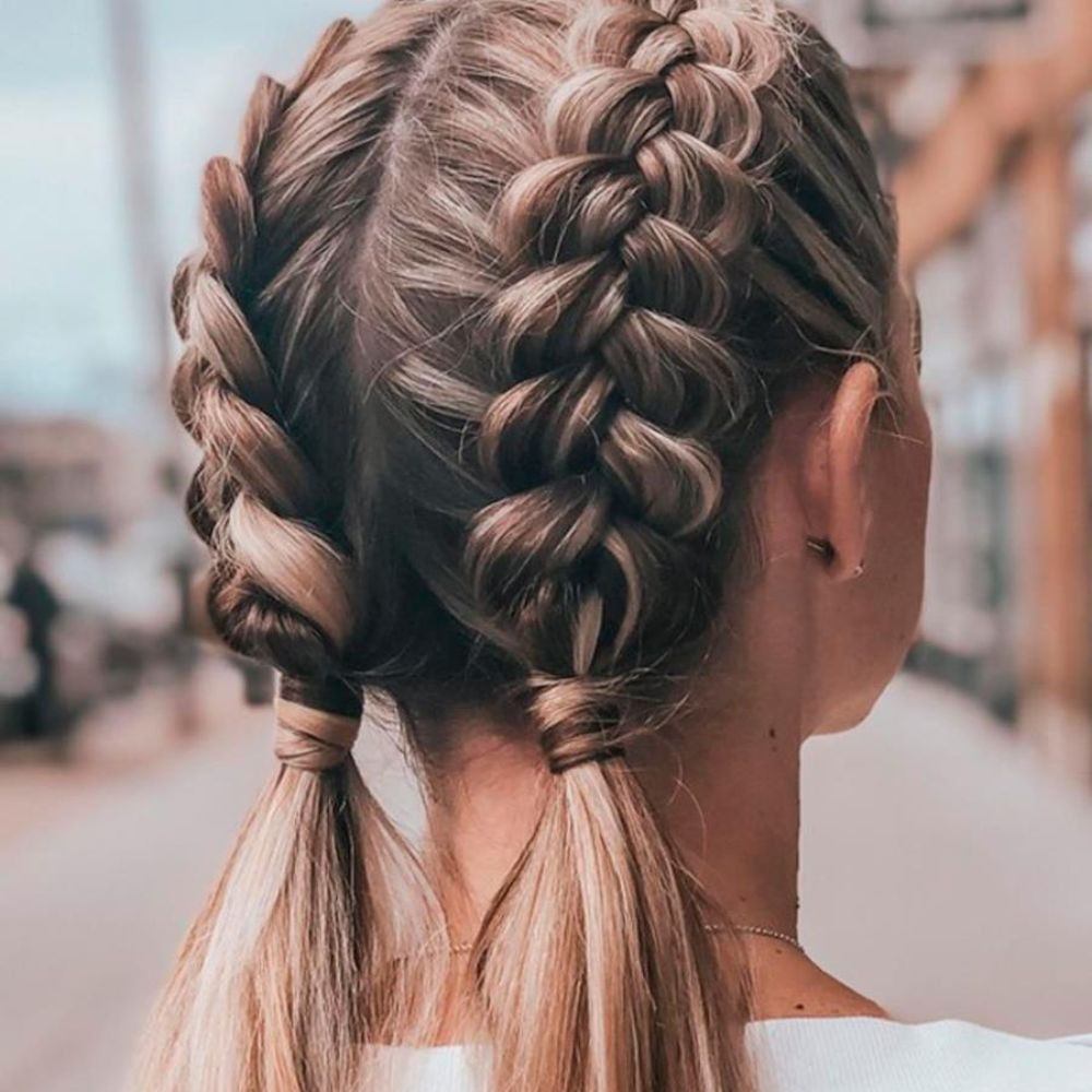 Visual Idea — Rainy Day Hairstyles 2027