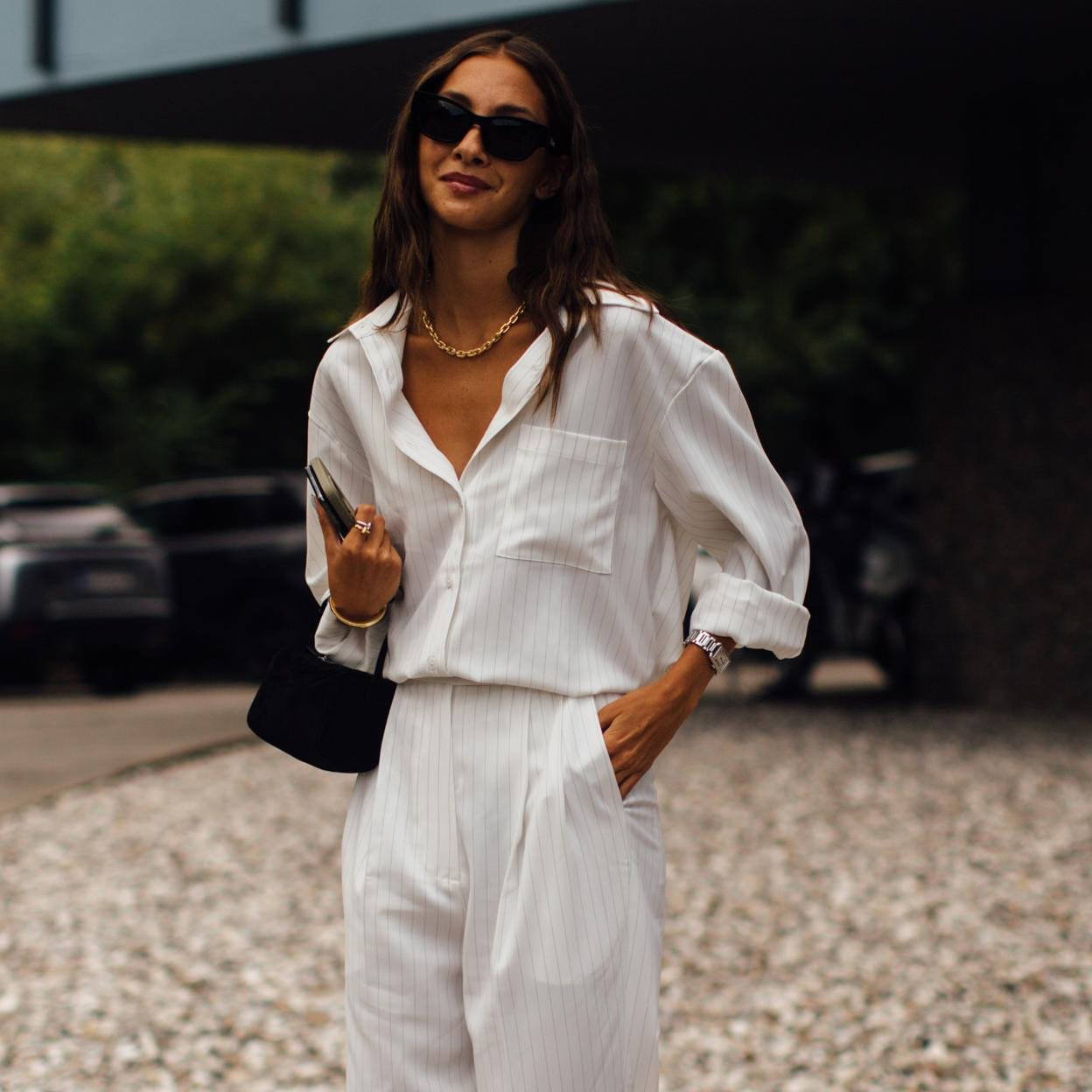 White Sneakers Outfit Idea White Sneakers Outfit Idea — Linen Outfits 2027