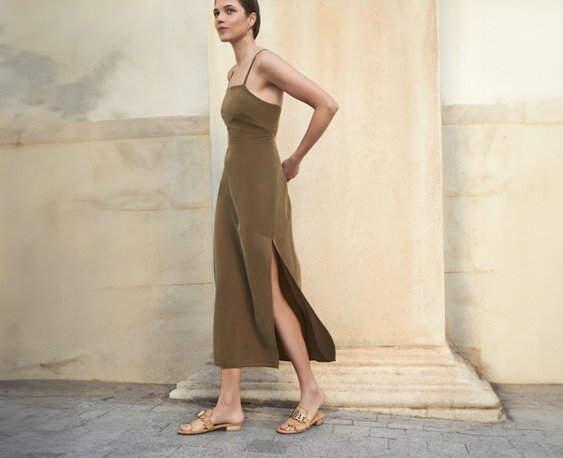 Beige Linen Suit with White T-Shirt and Tan Flat Sandals Beige Linen Suit with White T-Shirt and Tan Flat Sandals — Summer Outfits 2027 with Sandals