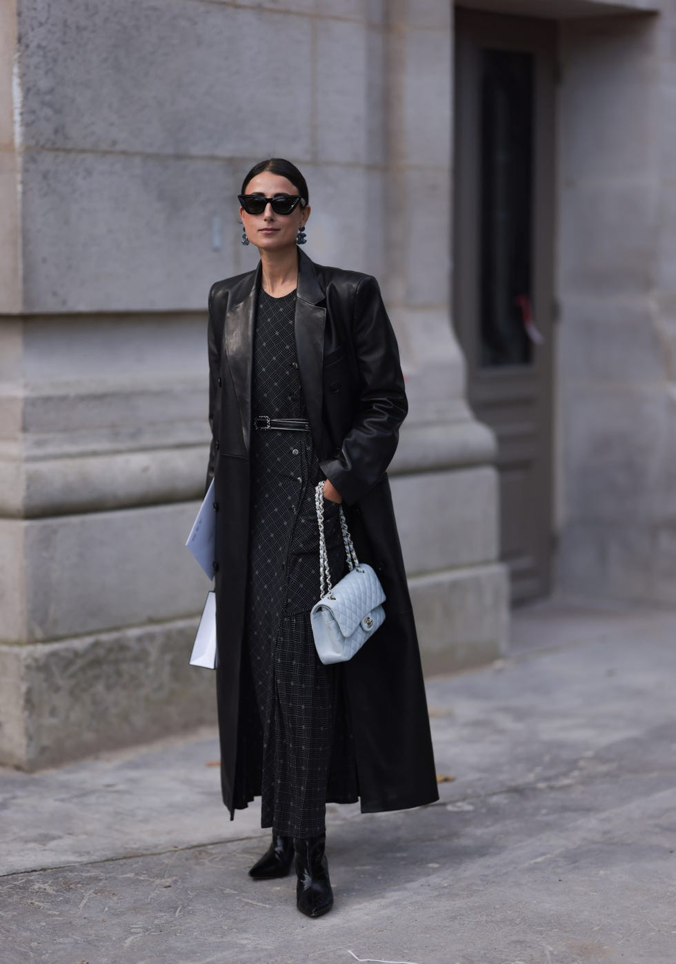 Longline Leather Coat Over Plaid Dress: Chic Layering Longline Leather Coat Over Plaid Dress: Chic Layering — Street Style Outfits 2027