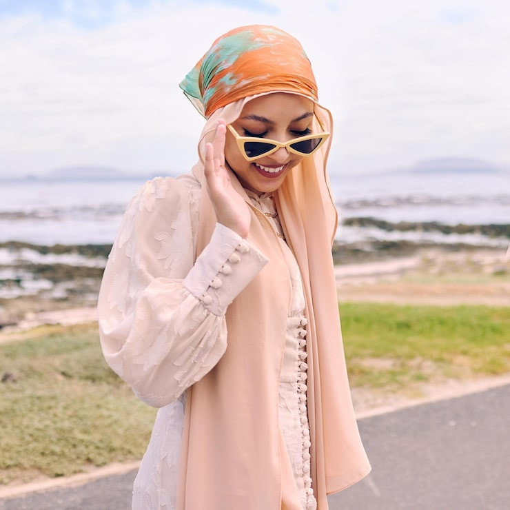 Cream Textured Dress with Peach Cardigan and Patterned Hijab Cream Textured Dress with Peach Cardigan and Patterned Hijab — Hijab Outfits 2027