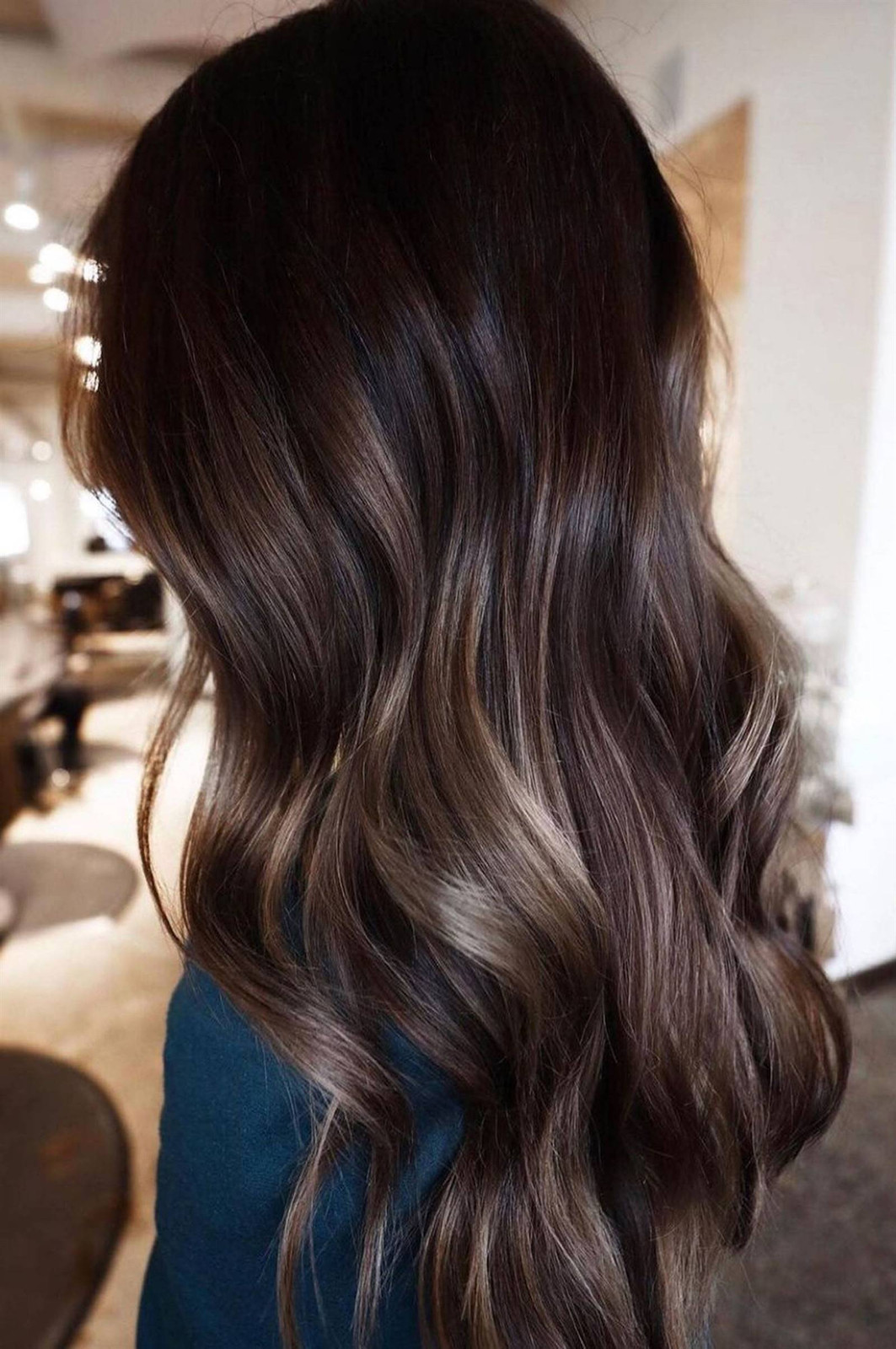 Middle Visual Idea Middle Visual Idea — Sombre Hair 2027