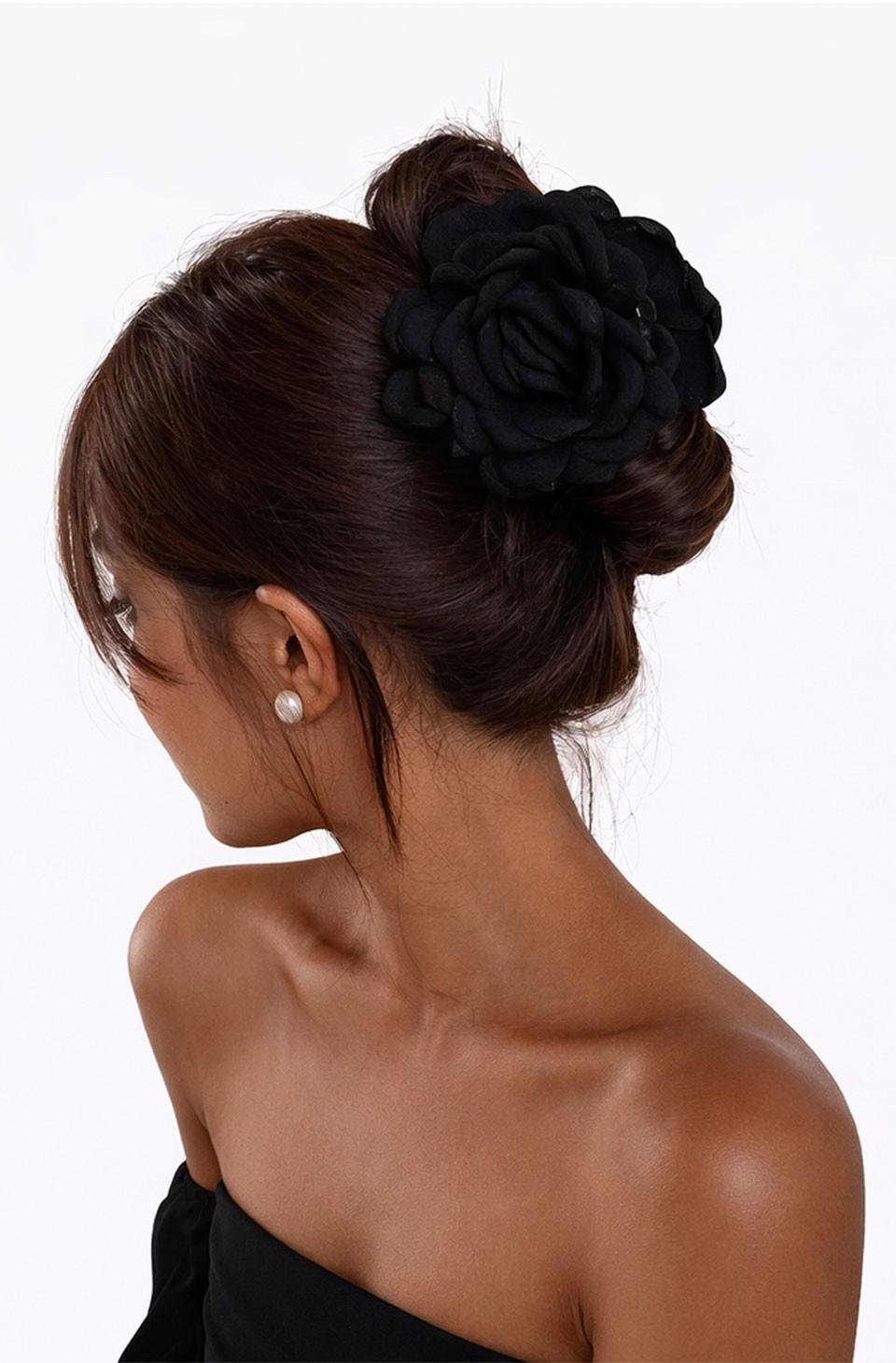 Back View Visual Idea — Claw Clip Bun 2027