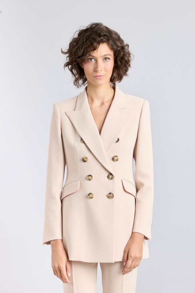 Pale Pink Double-Breasted Blazer Suit for Polished Presence Pale Pink Double-Breasted Blazer Suit for Polished Presence — Conference Outfits 2027