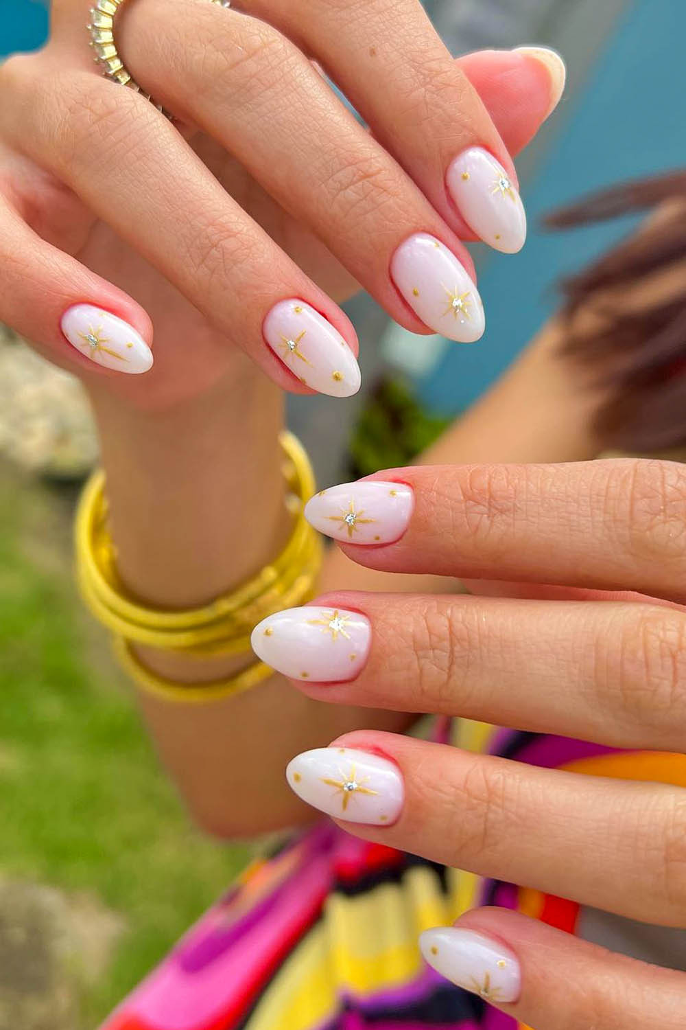 Gold Dots Star Rhinestone Oval Nails Gold Dots Star Rhinestone Oval Nails — Short Graduation Nails 2027