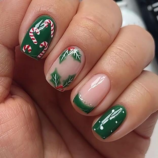 Christmas Theme Short Square Nails Christmas Theme Short Square Nails — Glitter Christmas Nails 2026