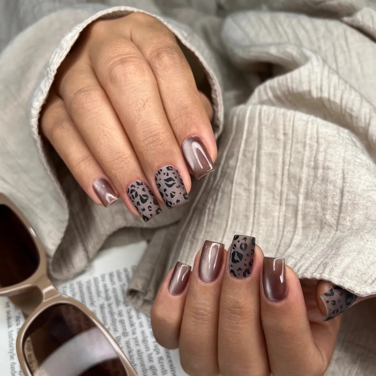 Subtle Cat Eye Matte Leopard Nails Subtle Cat Eye Matte Leopard Nails — Leopard Print Nails 2027