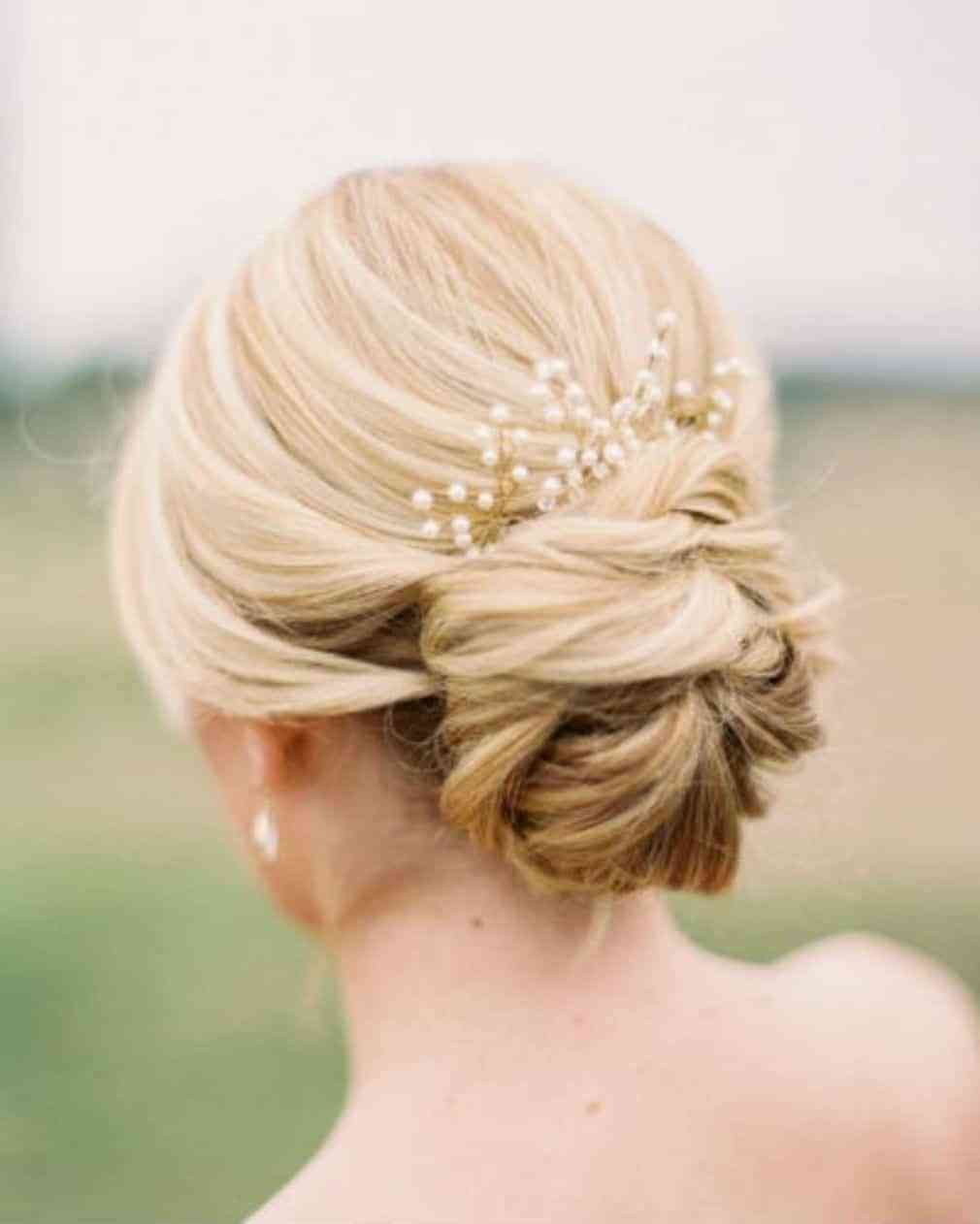 Medium-Back Visual Idea — Bridesmaid Hairstyles 2027