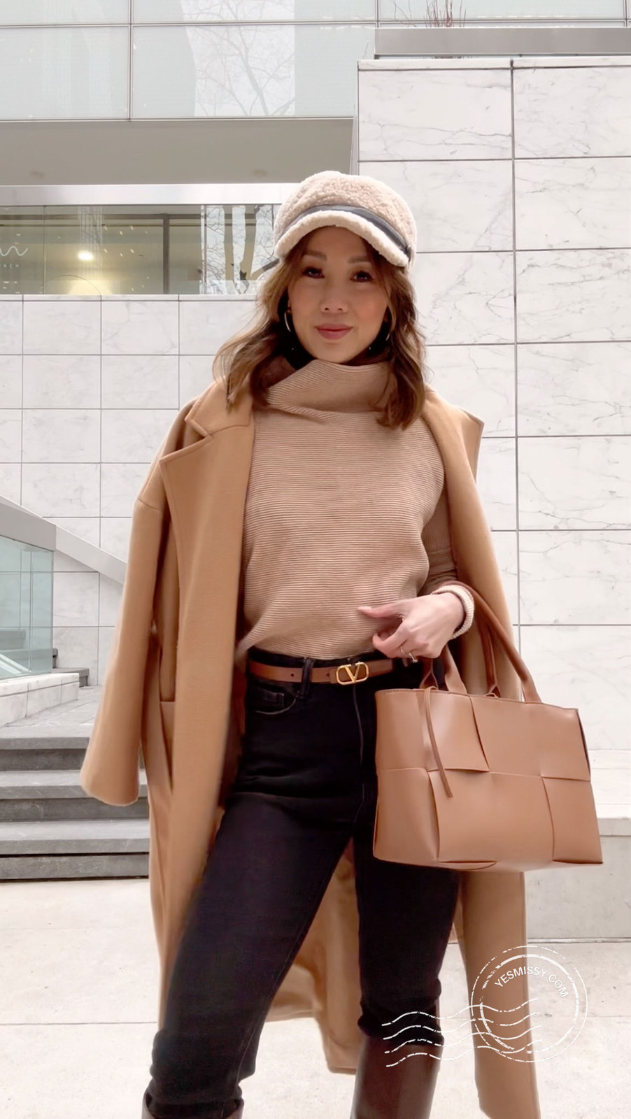 Brown Turtleneck Under Camel Coat with Skinny Jeans Brown Turtleneck Under Camel Coat with Skinny Jeans — Turtleneck Sweater Outfits 2027
