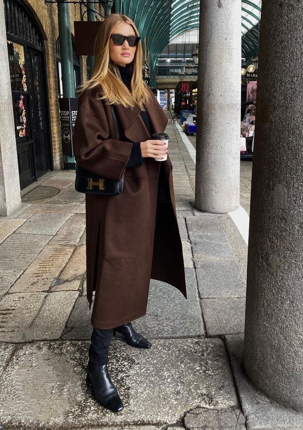 Elegant Chocolate Brown Wool Coat Ensemble Elegant Chocolate Brown Wool Coat Ensemble — Chocolate Brown Outfits 2027