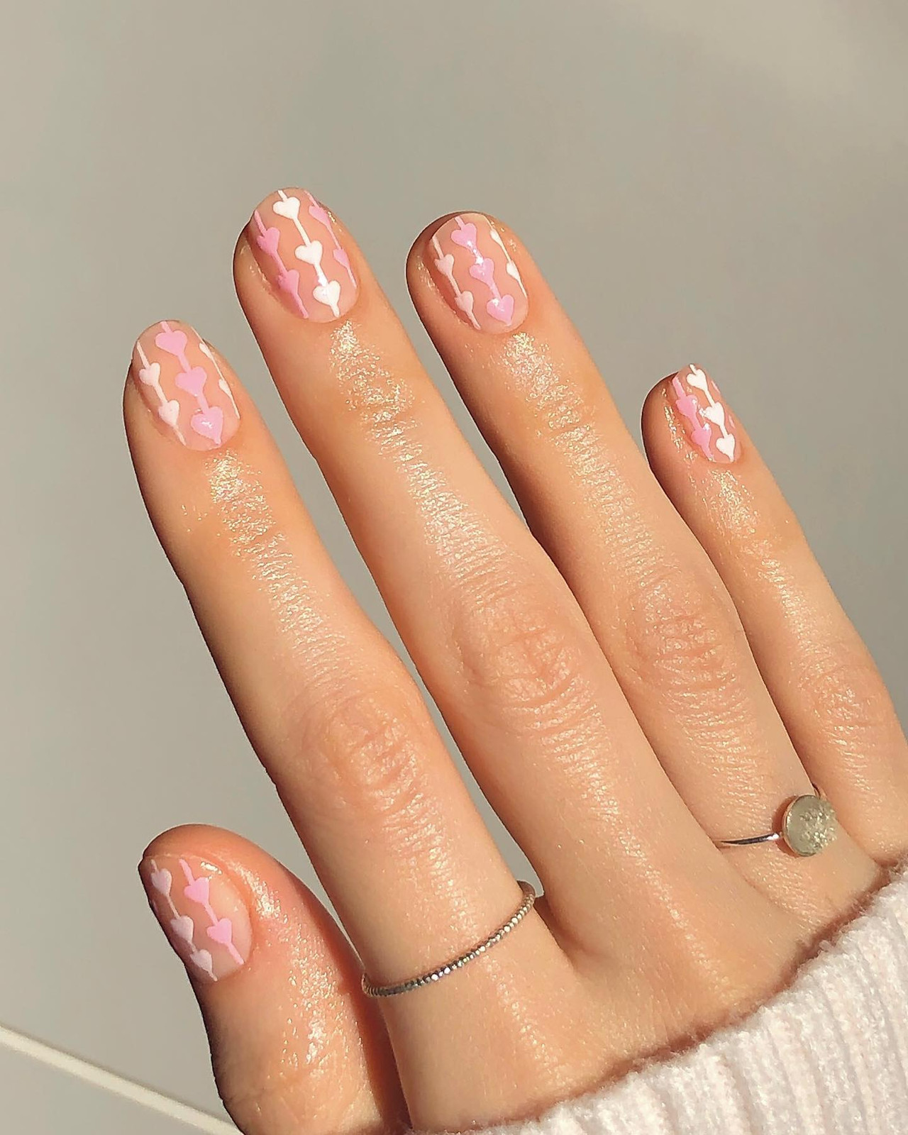 Short Oval Pink White Heart Pattern — Baby Pink Nails 2027