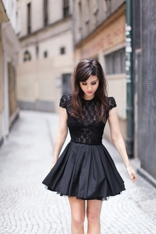 Monochromatic Black Lace and Tulle for Evening Elegance Monochromatic Black Lace and Tulle for Evening Elegance — Outfits 2027 for Short Women