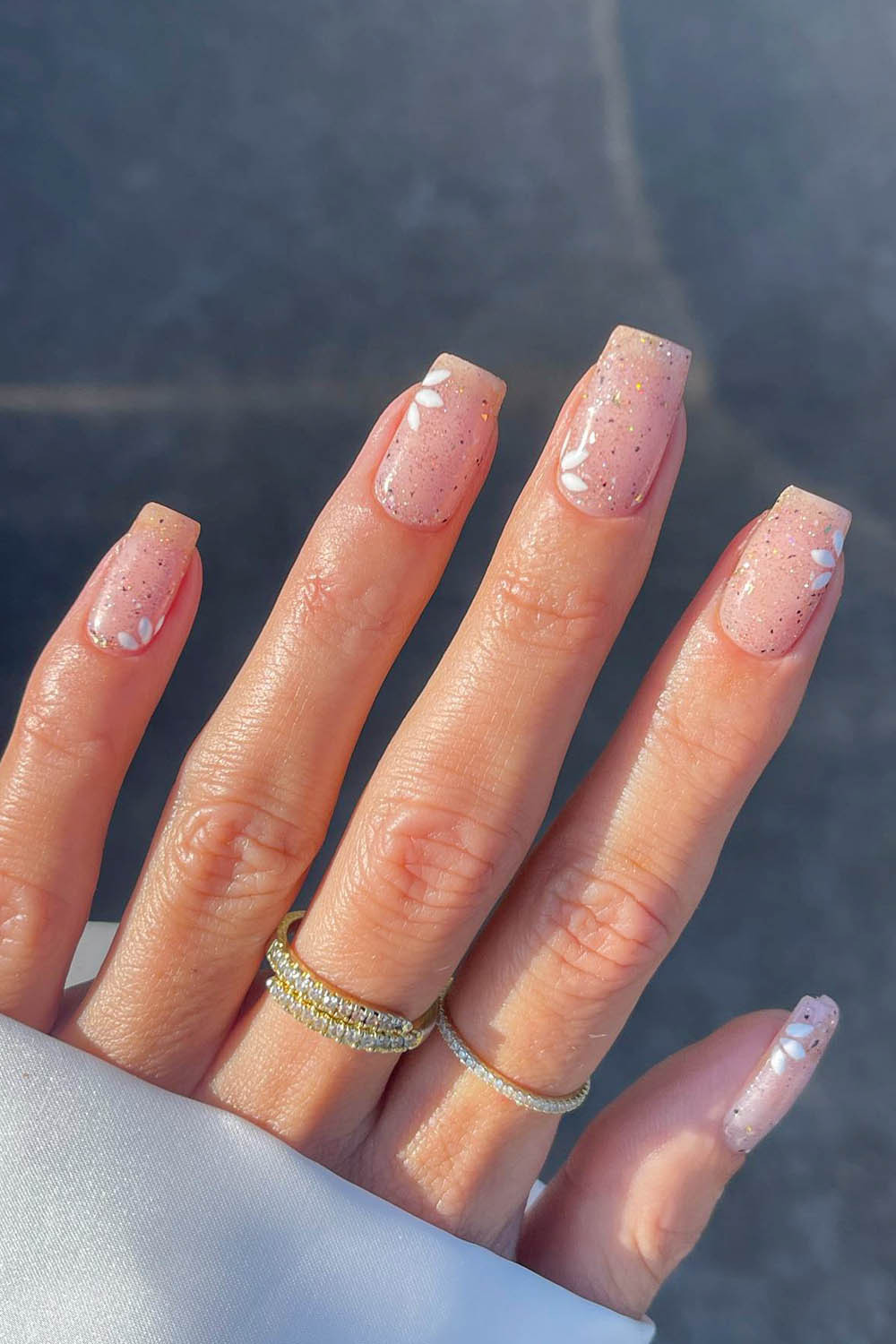 Sheer Pink Gold Glitter Floral Nails Sheer Pink Gold Glitter Floral Nails — Bridesmaid Nails 2027