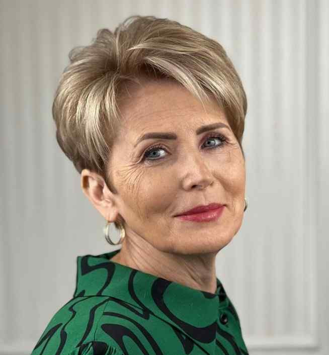 Blonde With Darker Roots Visual Idea Blonde With Darker Roots Visual Idea — Pixie 2027 for Women Over 70