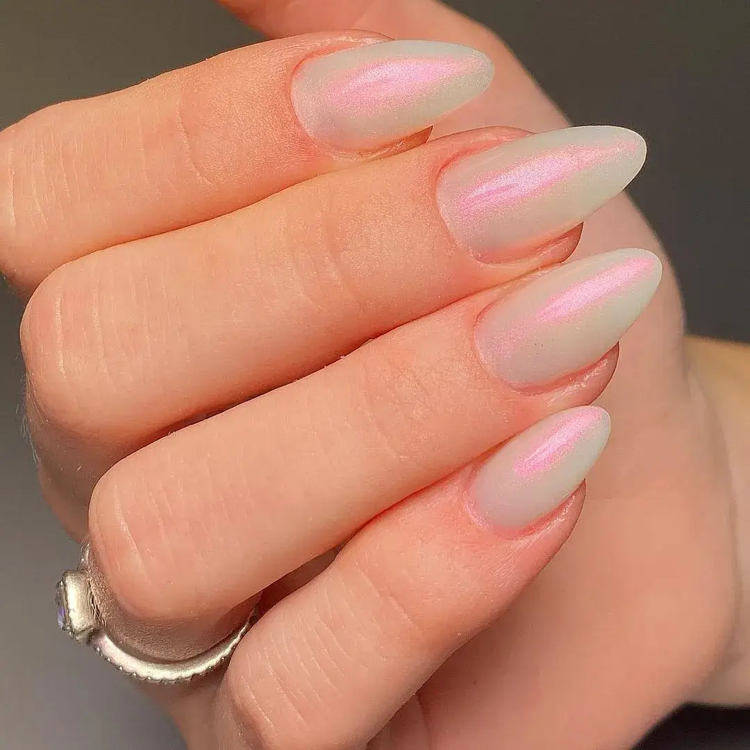 Striking Pearlescent Stiletto Nails Striking Pearlescent Stiletto Nails — Mom Nails 2027