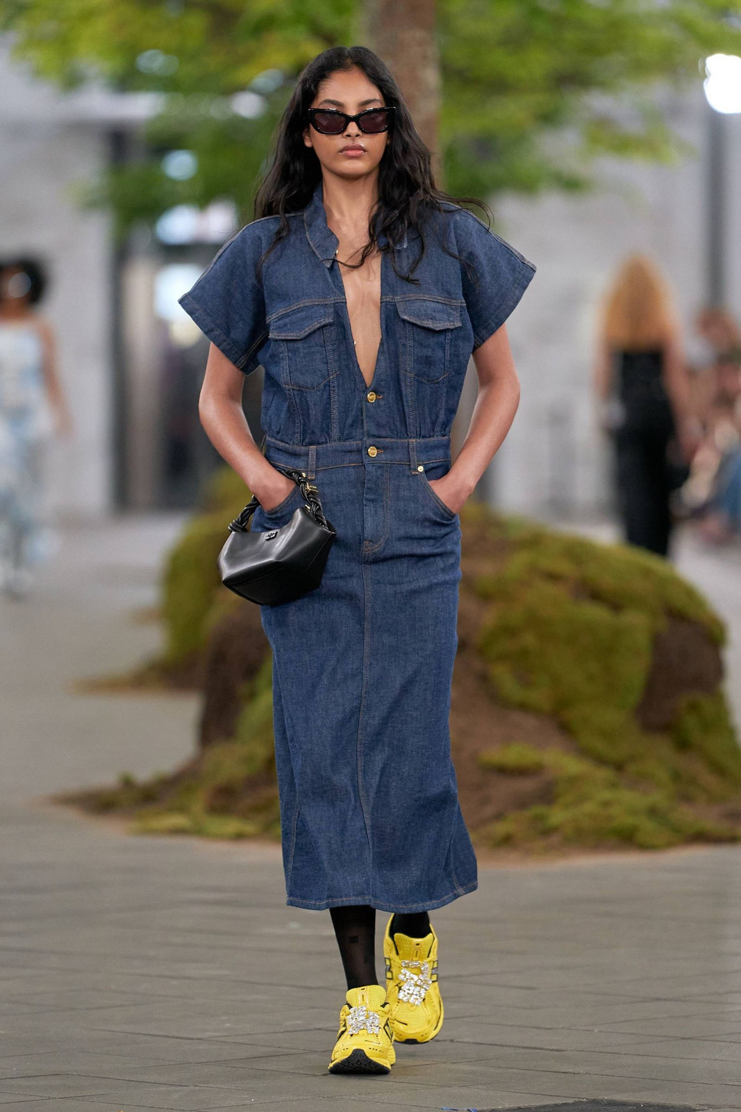Utility Pocket Denim Midi Dress with Yellow Sneakers Utility Pocket Denim Midi Dress with Yellow Sneakers — Denim Dresses 2027