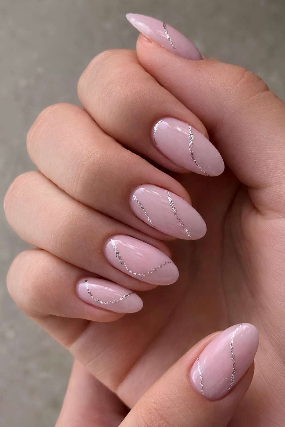 Glossy Visual Idea Glossy Visual Idea — Winter Glitter Nails 2027