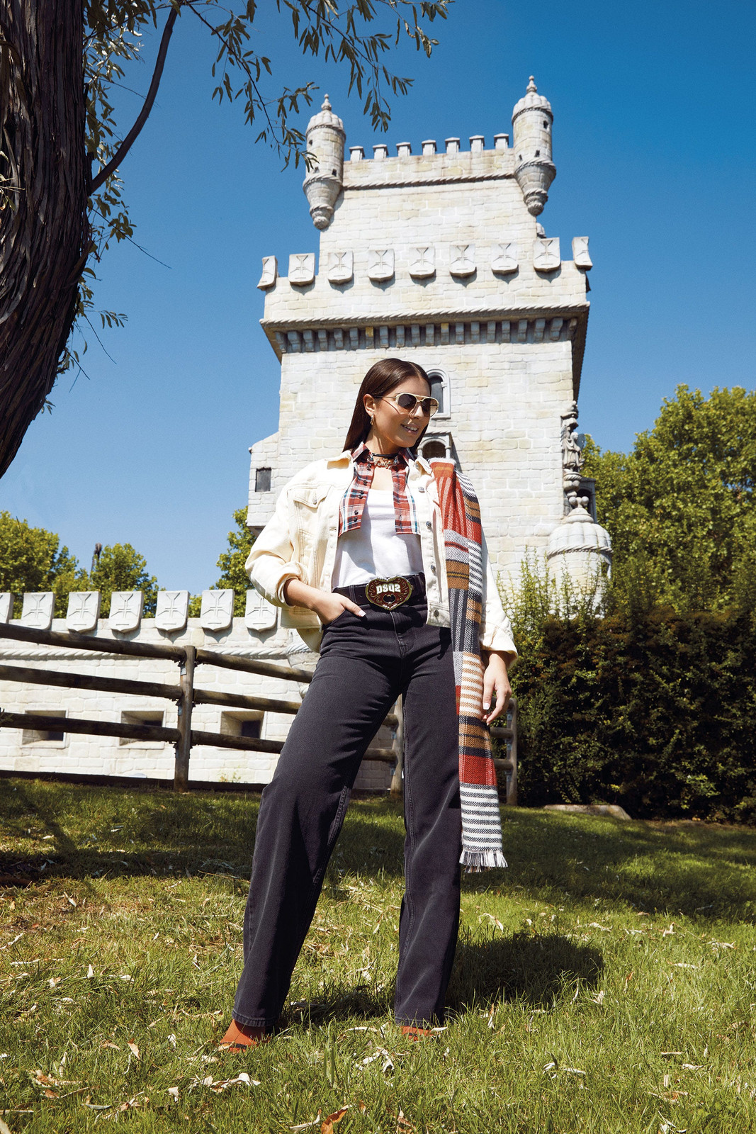 Denim Jacket and Wide-Leg Jeans with a Plaid Scarf Denim Jacket and Wide-Leg Jeans with a Plaid Scarf — Spring Europe Outfits 2027